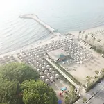 Amelia Mare Golem (Tirana)