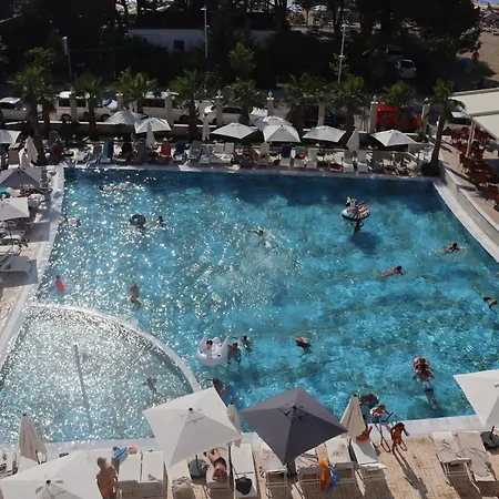 Szálloda Amelia Mare 5*