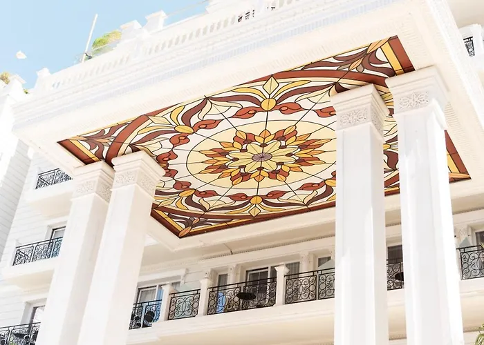 Amelia Mare Hotel 5*