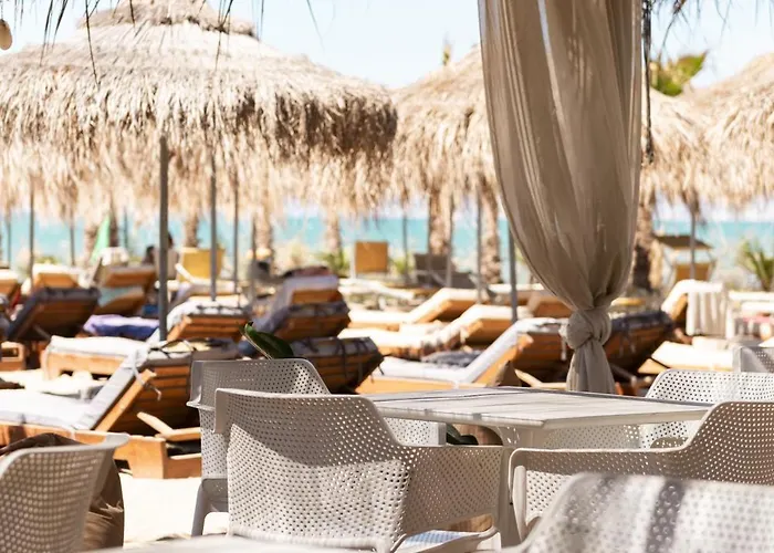 호텔 Amelia Mare 골렘